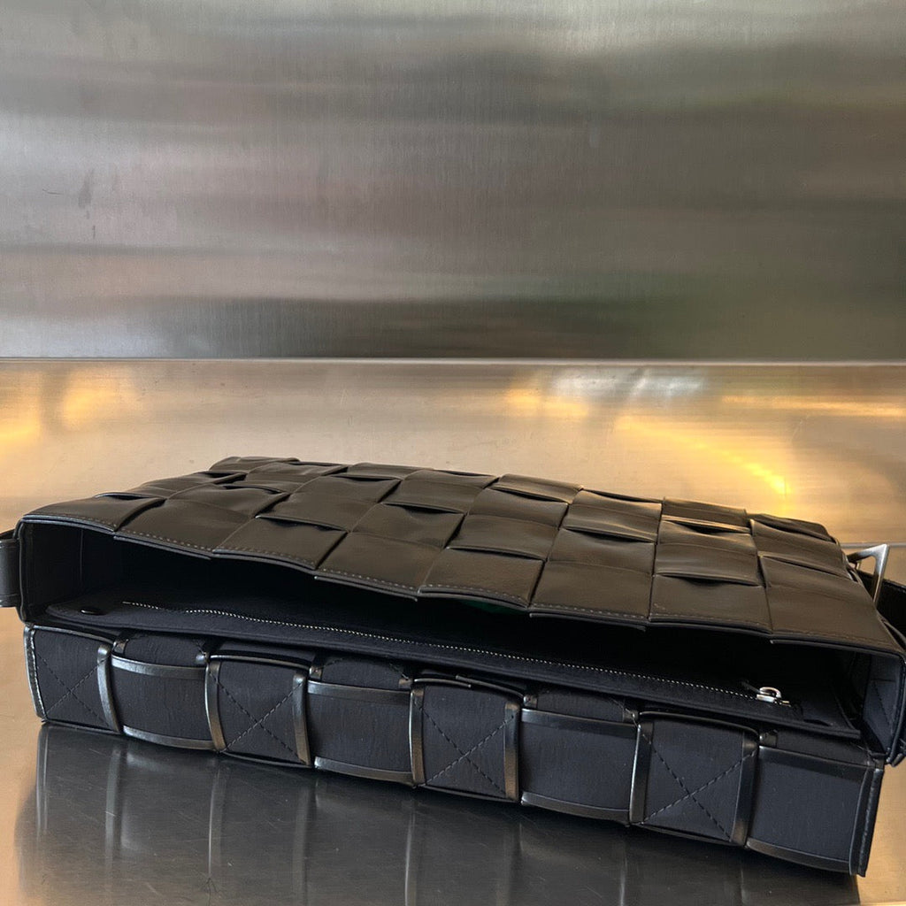 BV Messenger Bag