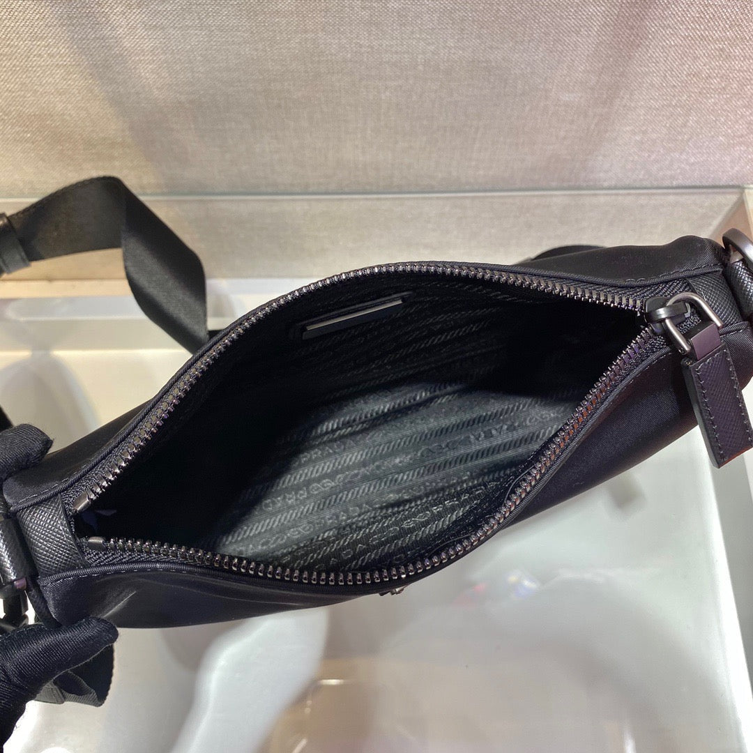PRA Messenger Bag