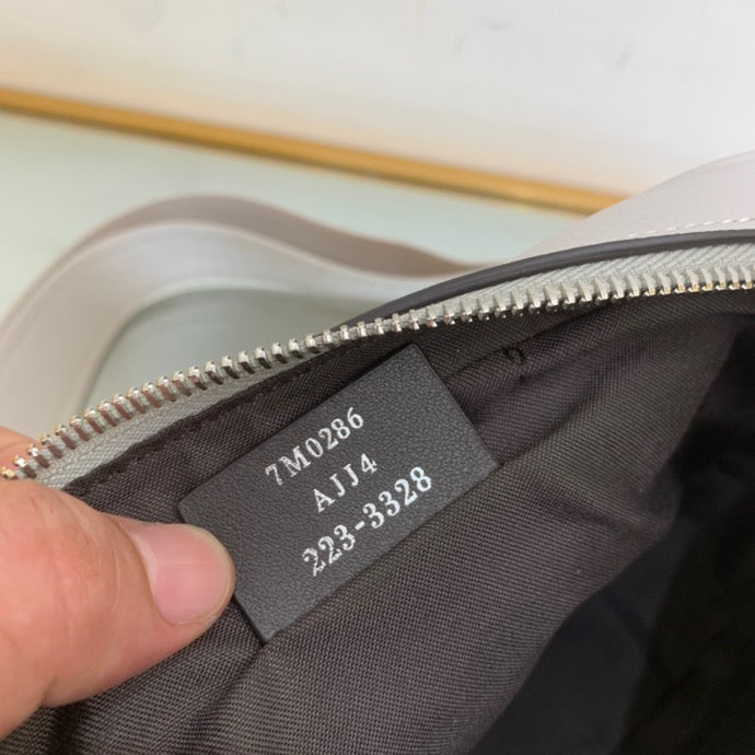 FEN Messenger Bag