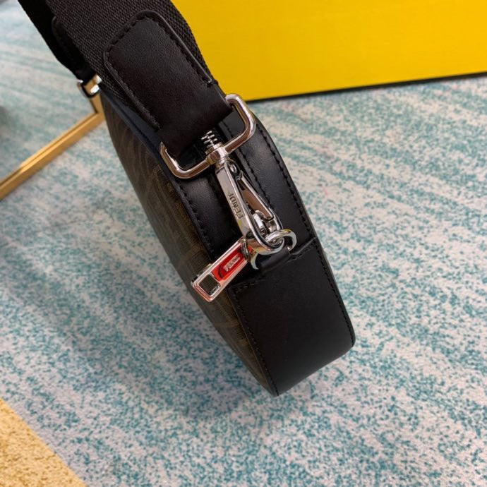 FEN Messenger Bag
