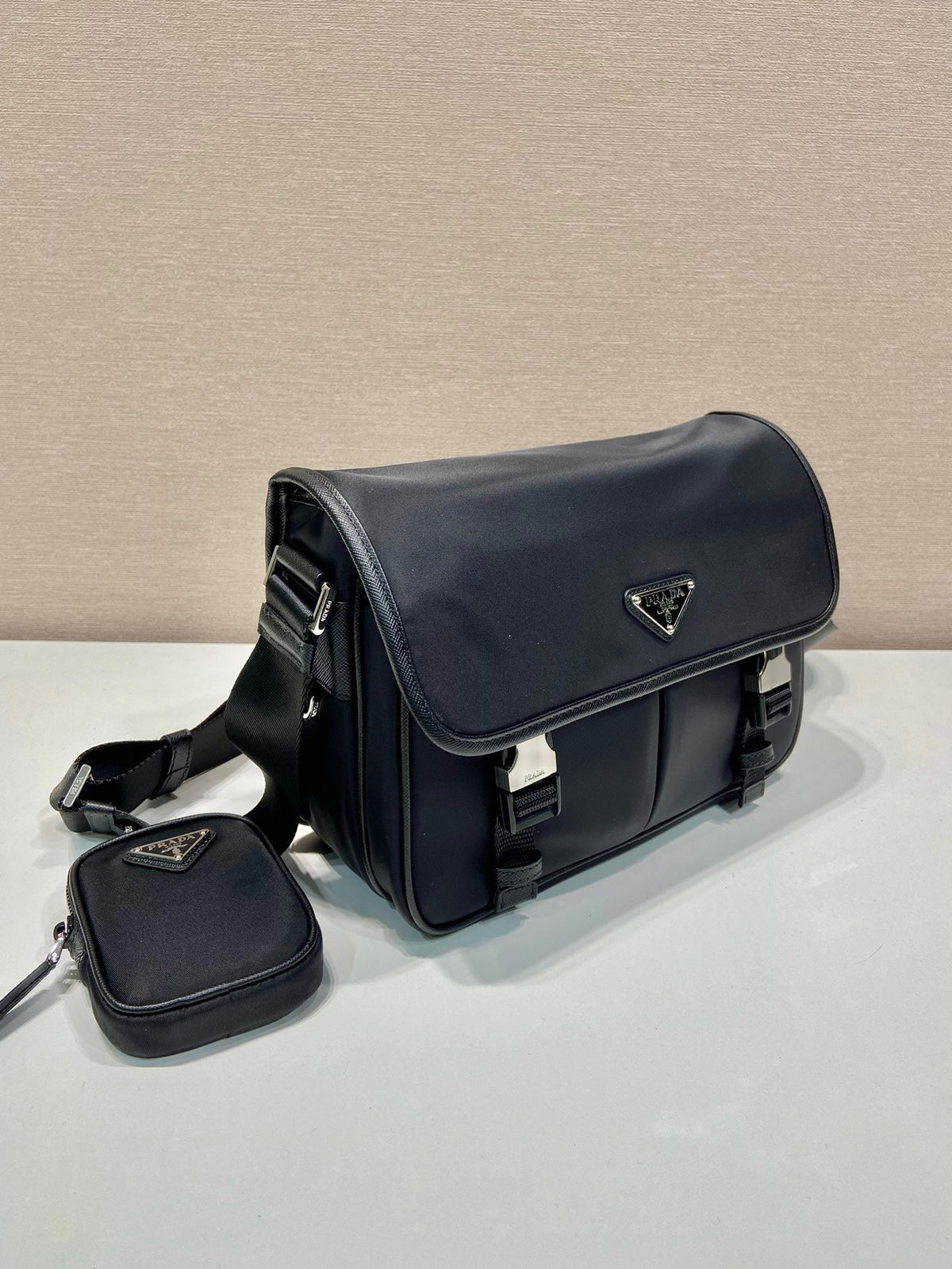 PRA Messenger Bag