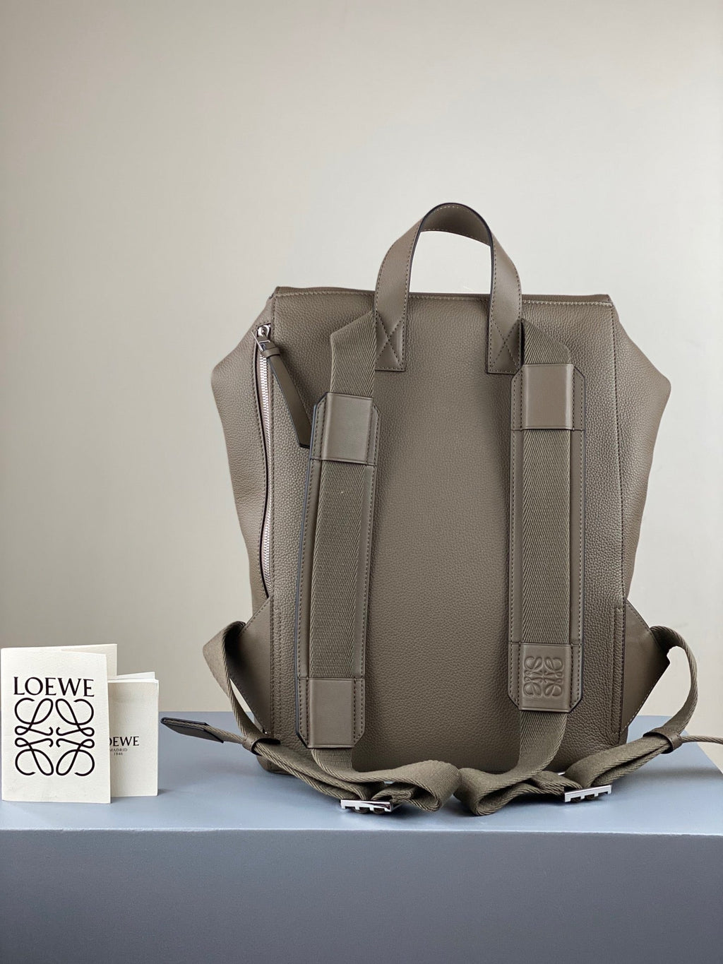 LO Backpack