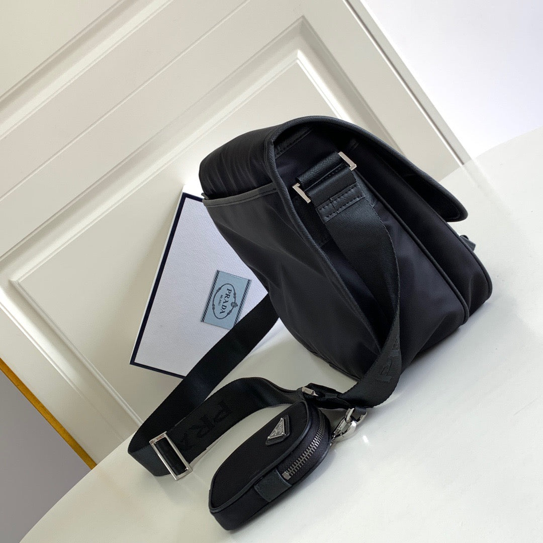 PRA Messenger Bag