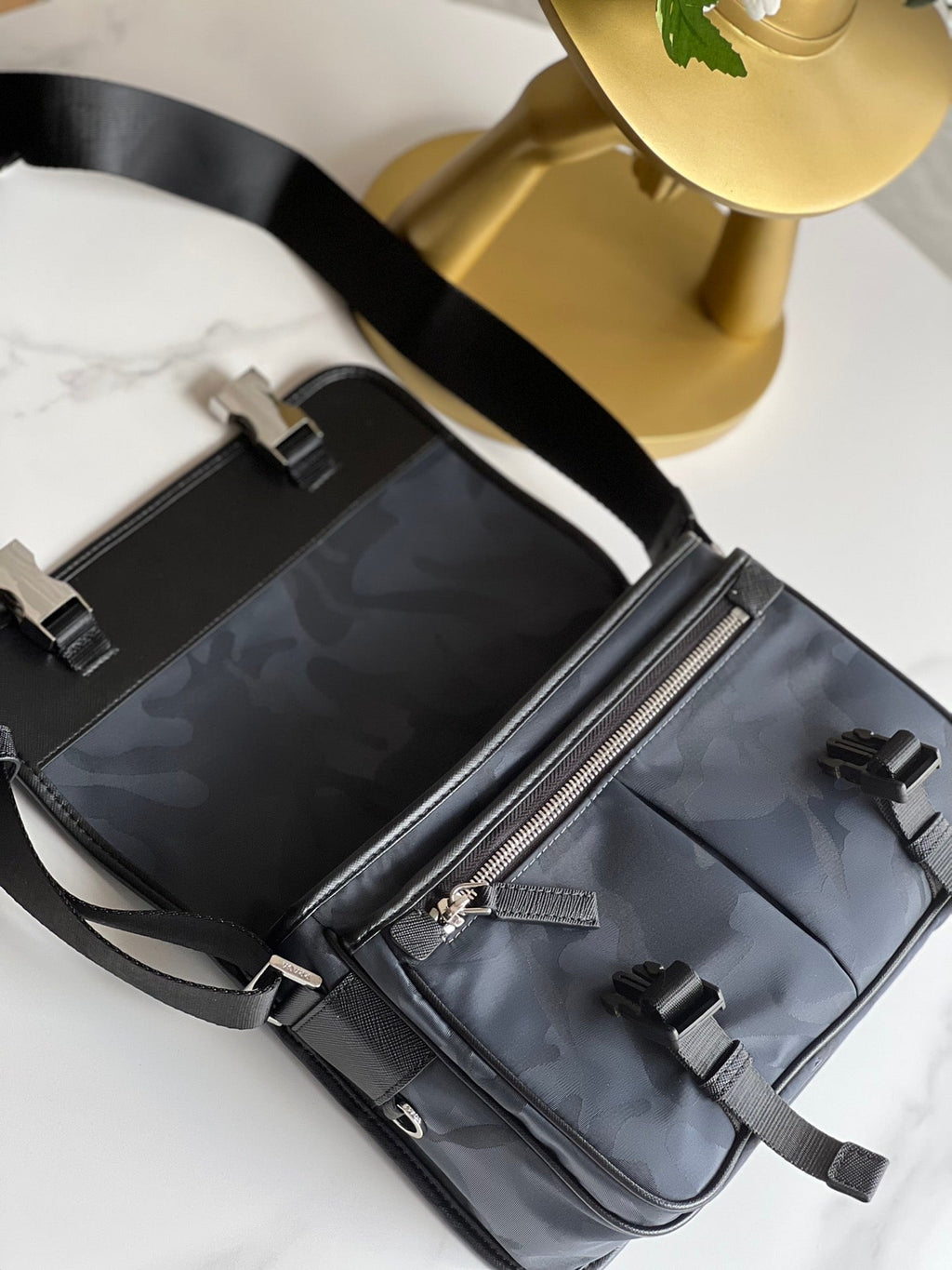PRA Messenger Bag