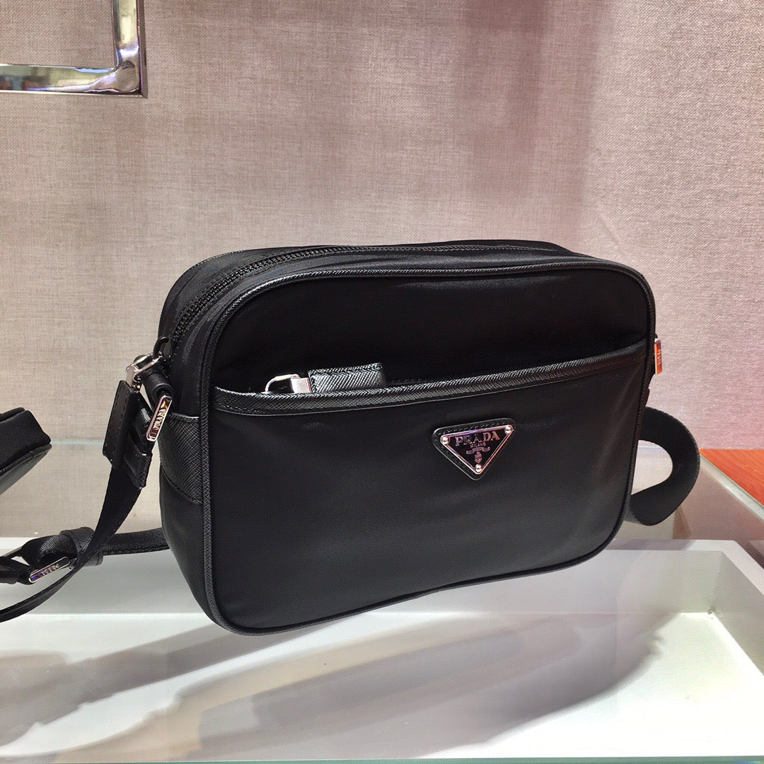 PRA Messenger Bag