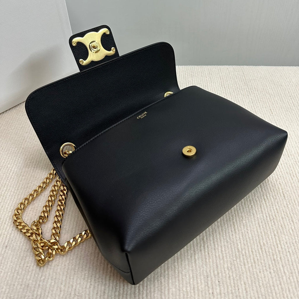 MEDIUM VICTOIRE BAG 25 IN BLACK SUPPLE CALFSKIN GOLD HARDWARE