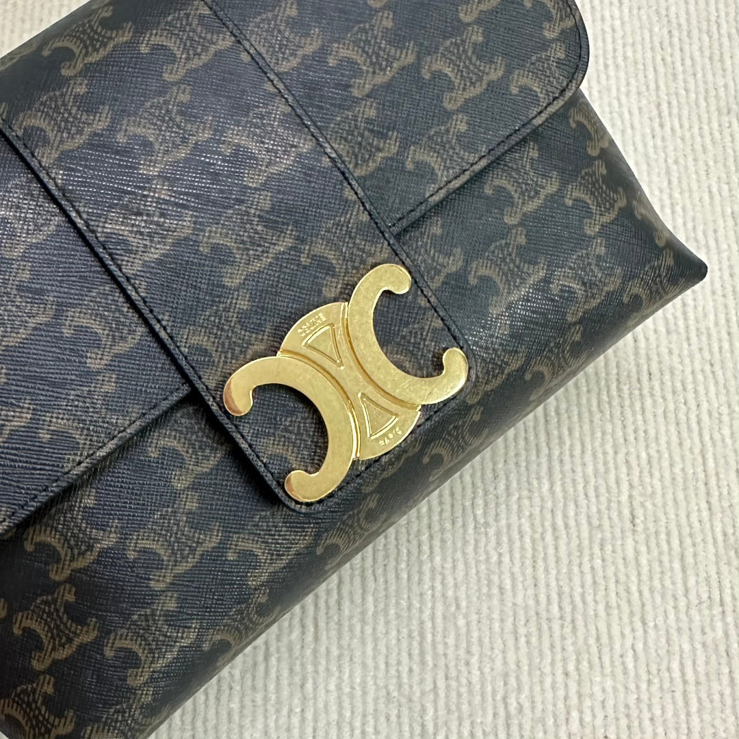 MEDIUM VICTOIRE BAG 25 IN BLACK TRIOMPHE CANVAS GOLD HARDWARE