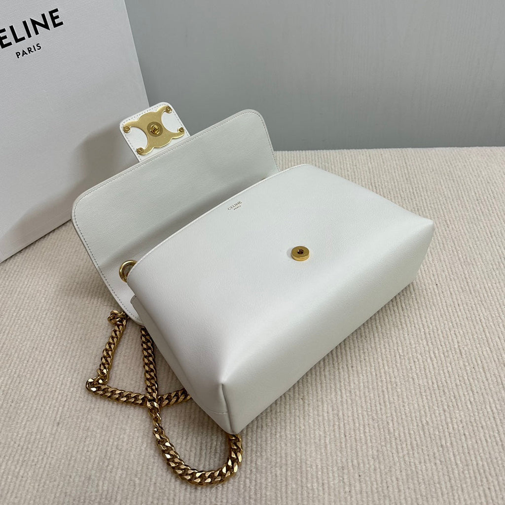 MEDIUM VICTOIRE BAG 25 IN WHITE SUPPLE CALFSKIN GOLD HARDWARE