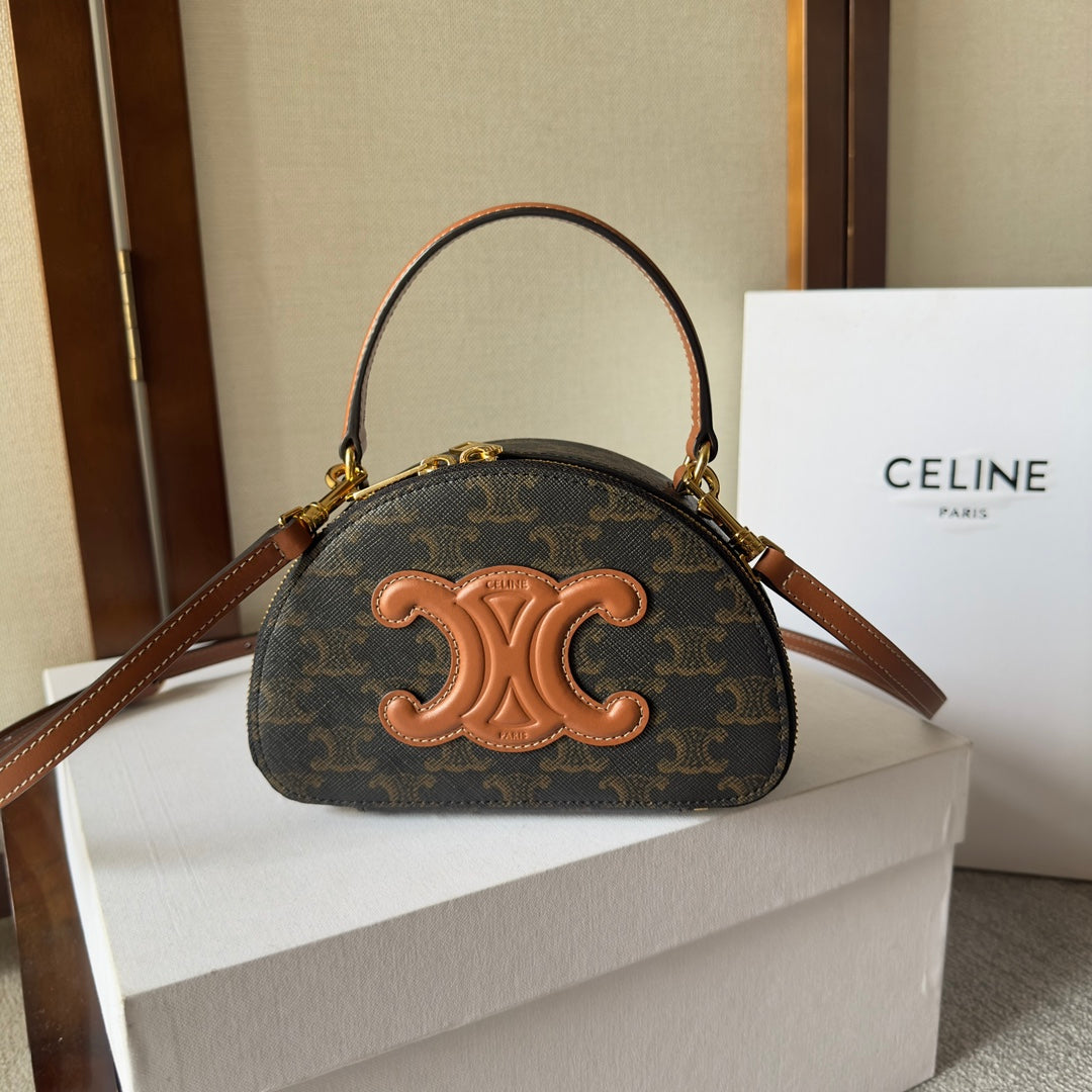 HALF MOON CASE 18 IN BLACK TRIOMPHE CANVAS AND BRONZE BROWN CALFSKIN