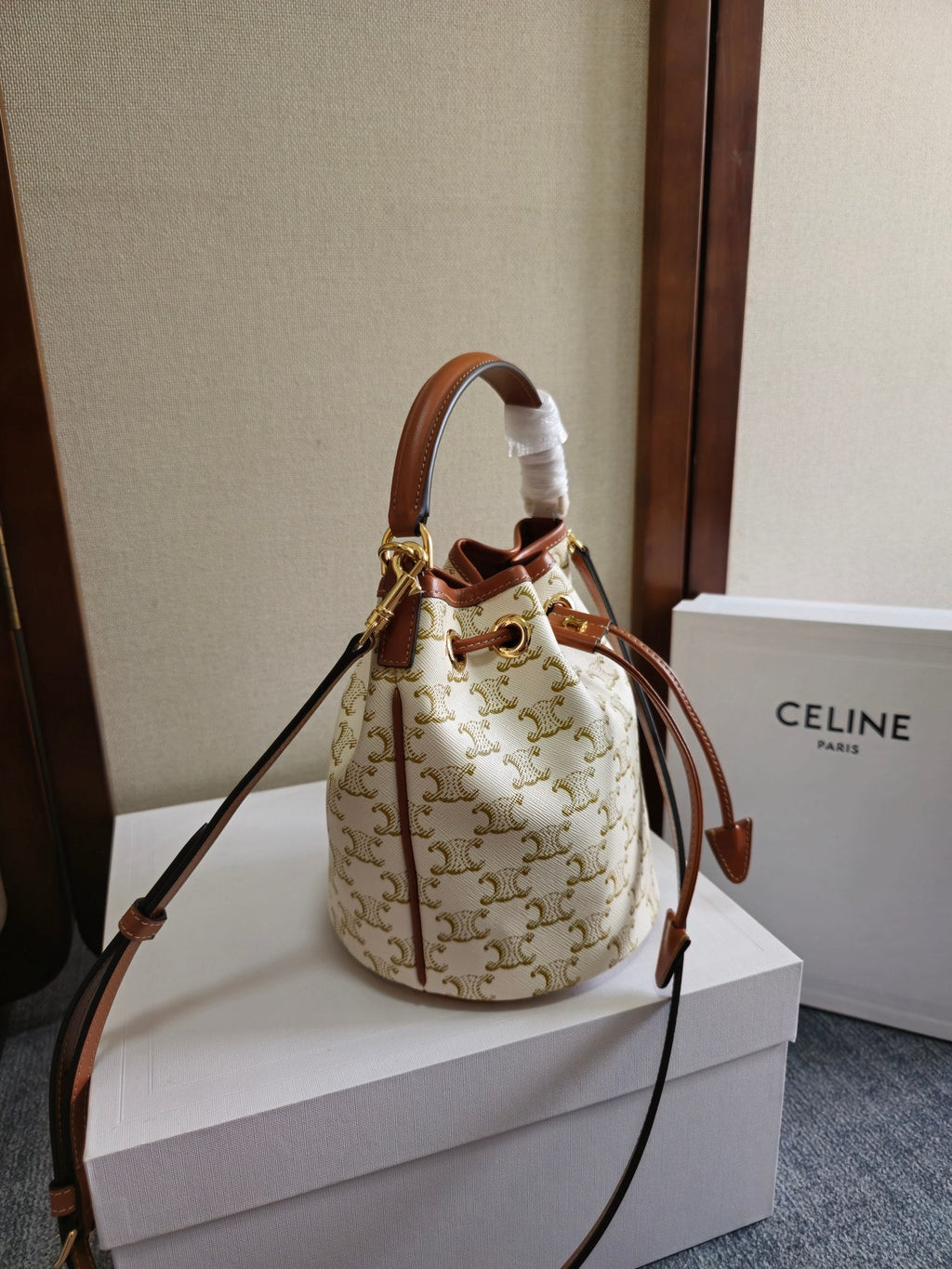 CLARA BAG 19 IN WHITE TRIOMPHE CANVAS AND BROWN CALFSKIN TRIM