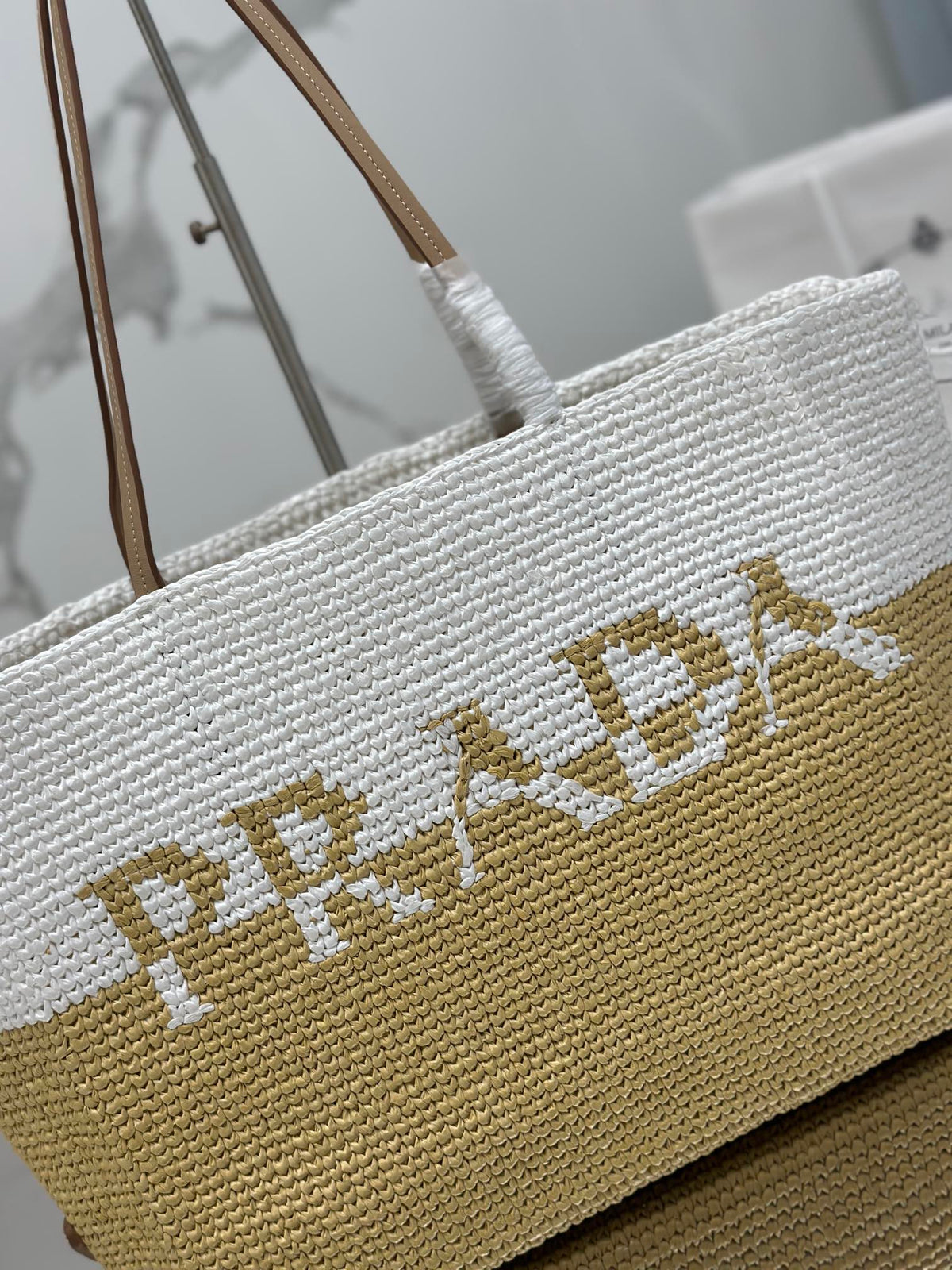 LARGE TOTE BAG 37 IN WHITE MIX BEIGE RAFFIA AND BROWN CALFSKIN HANDLE