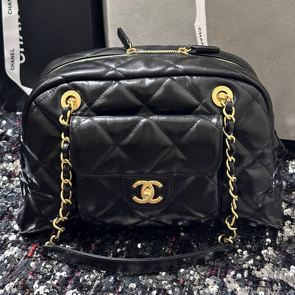 BOWLING BAG 33 IN BLACK SOFT LAMBSKIN GOLD HARDWARE