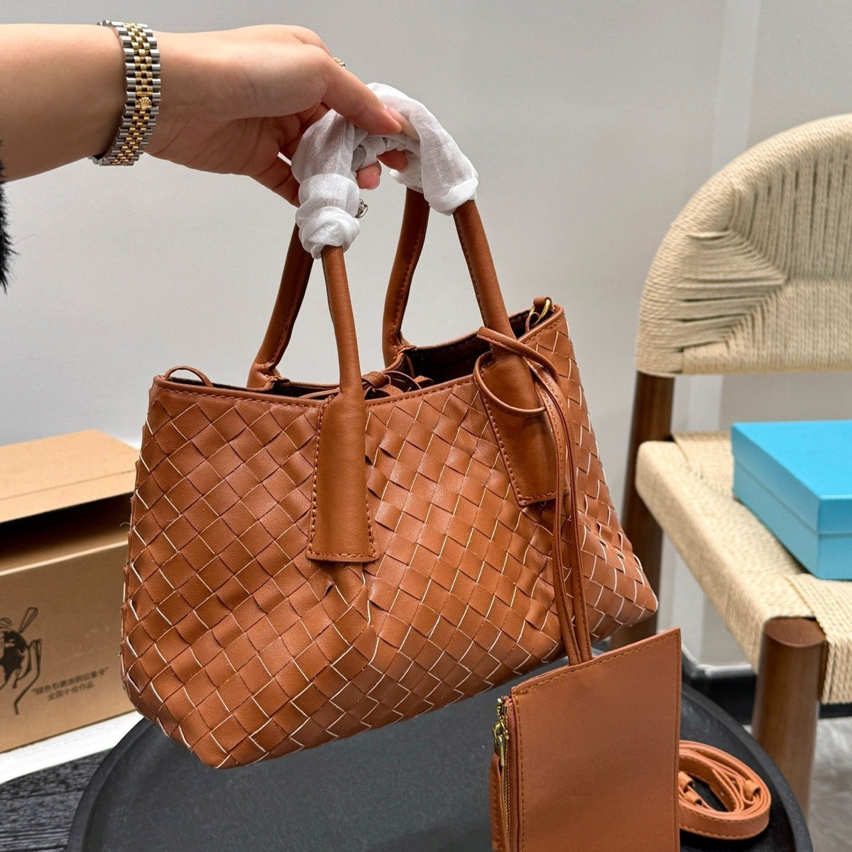 SMALL PINACOTECA TOTE BAG 25 IN RUST BROWN CALFSKIN