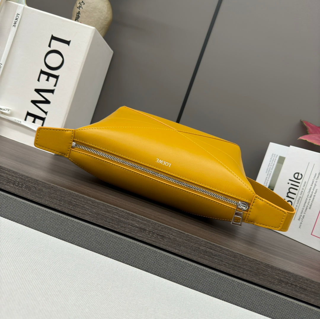 PUZZLE FOLD WASH 22 BAG IN BANANA YELLOW SHINY CALFSKIN