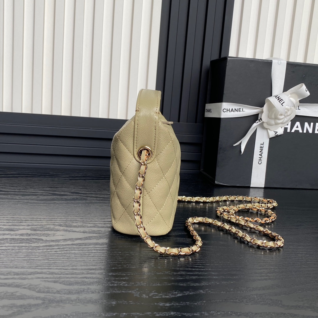 HOBO BAG 21 IN INDIAN KHAKI GRAINED CALFSKIN GOLD HARDWARE