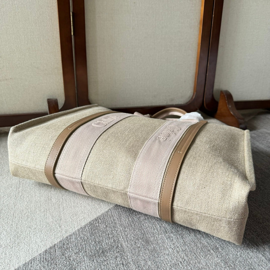 LAGRE WOODY TOTE BAG 45 IN BEIGE LINEN CANVAS LIGHT PINK WEBBING LOGO EMBROIDERY