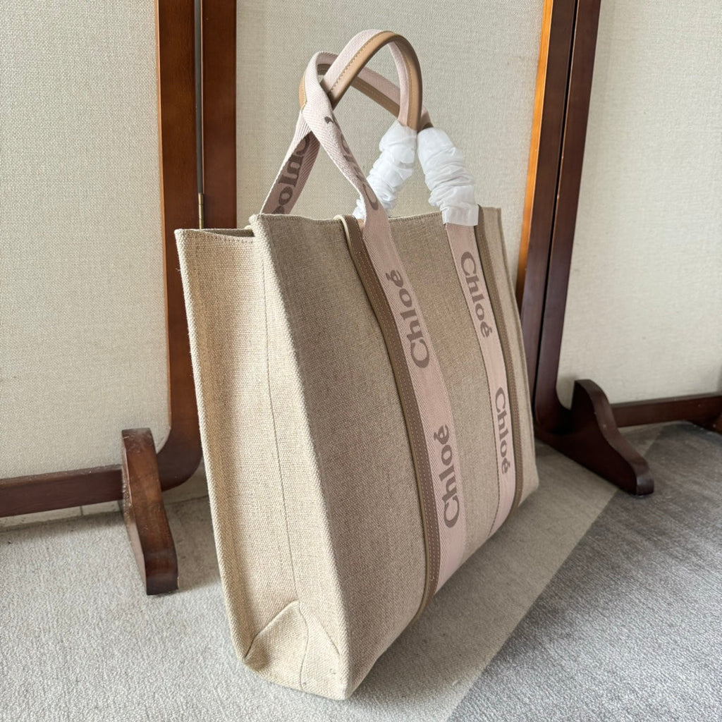 LAGRE WOODY TOTE BAG 45 IN BEIGE LINEN CANVAS LIGHT PINK WEBBING LOGO EMBROIDERY