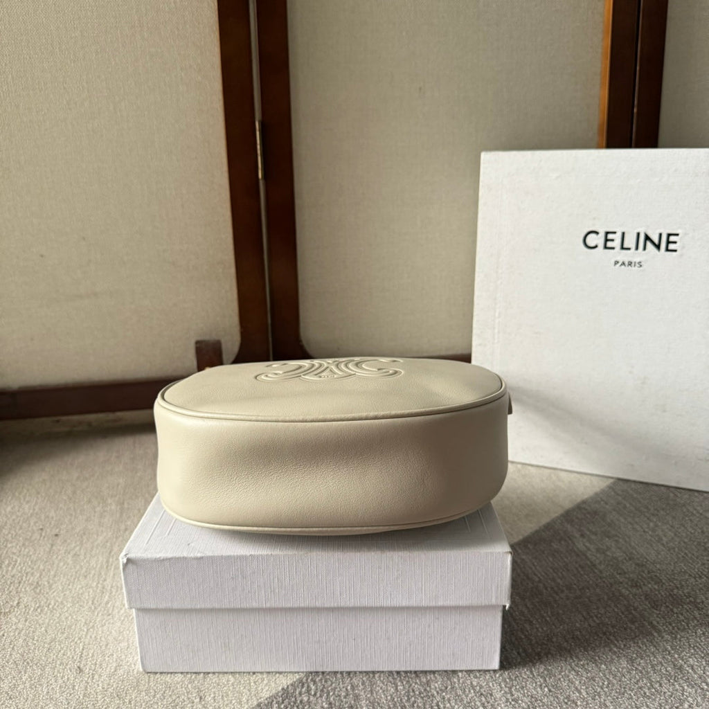 SMALL HELOÏSE BAG CUIR 22 IN WHITE CALFSKIN EMBOSSED LOGO