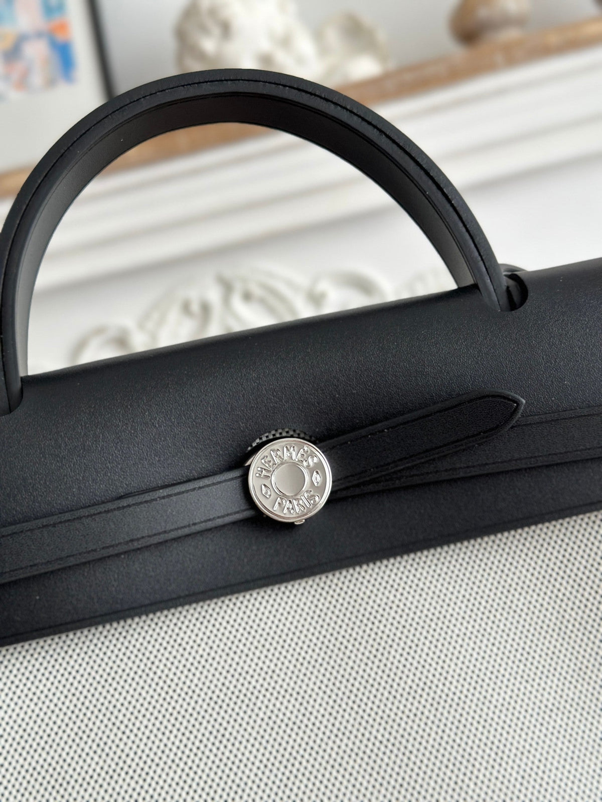ZIP CABINE 31 BAG IN PALE GRAY CANVAS AND BLACK CALFSKIN