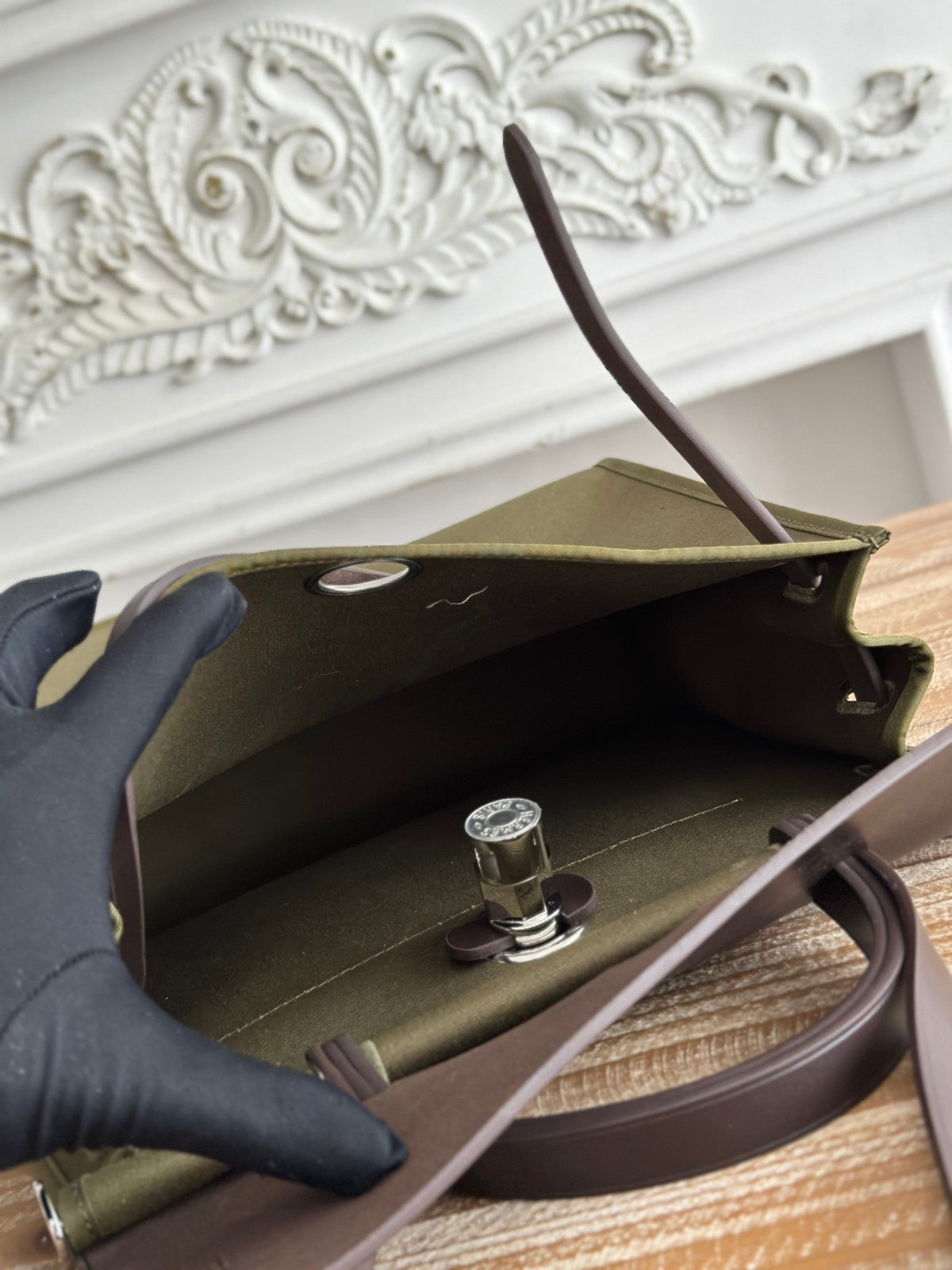 ZIP CABINE 31 BAG IN OLIVE GREEN CANVAS AND BLACK CALFSKIN