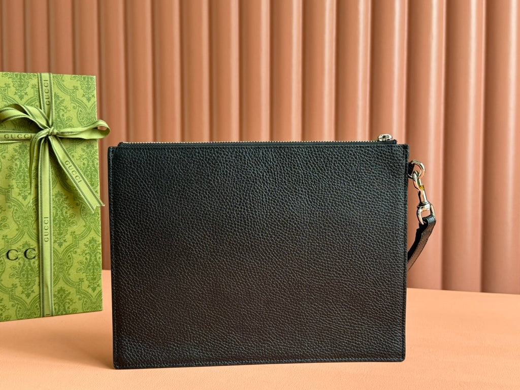 POUCH 28 IN BLACK SMOOTH CALFSKIN INLAID LOGO