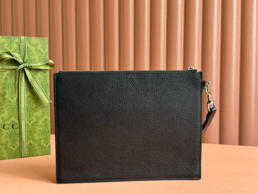 POUCH 28 IN BLACK SMOOTH CALFSKIN INLAID LOGO