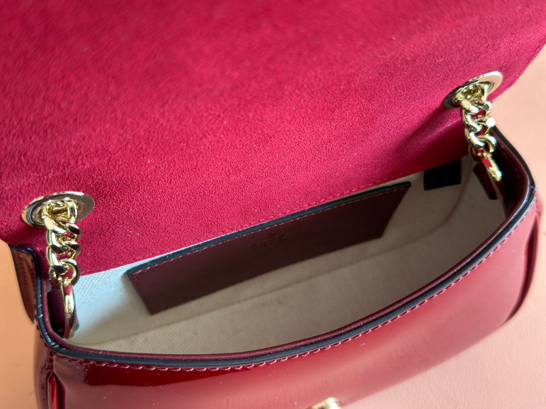 SMALL BLONDIE SHOULDER BAG 21.5 IN RED PATENT CALFSKIN