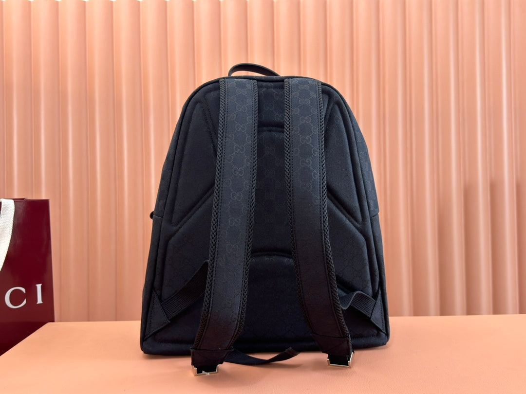 MEDIUM BACKPACK 42 IN BLACK GG CANVAS