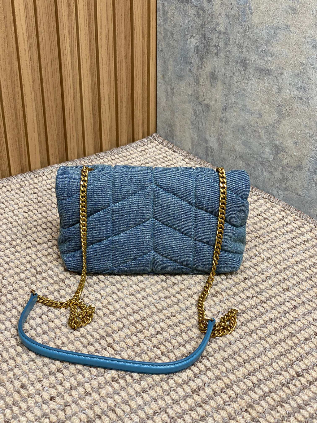 PUFFER TOY 23 IN BLUE DENIM GOLD HARDWARE