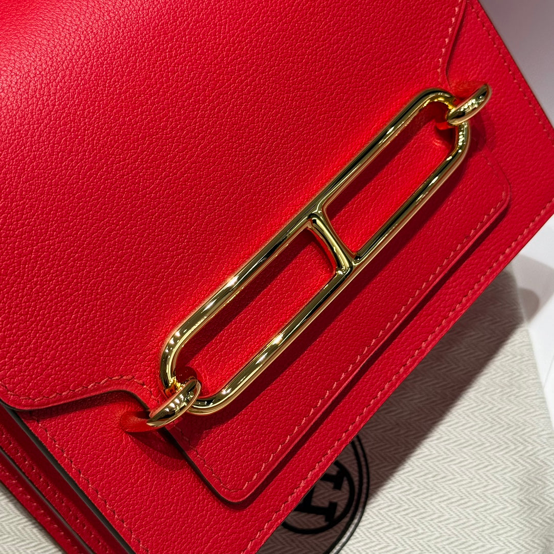 HM ROULIS 18 MINI BAG IN CARDINAL RED CALFSKIN GOLD-TONE HARDWARE