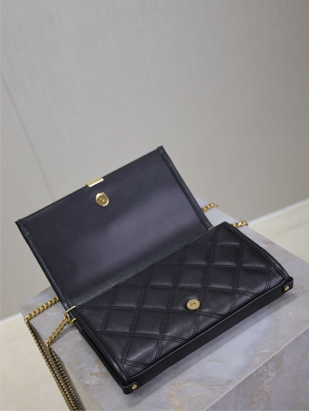 BECKY 22 IN BLACK QUILTED LAMBSKIN GOLD HARDWARE