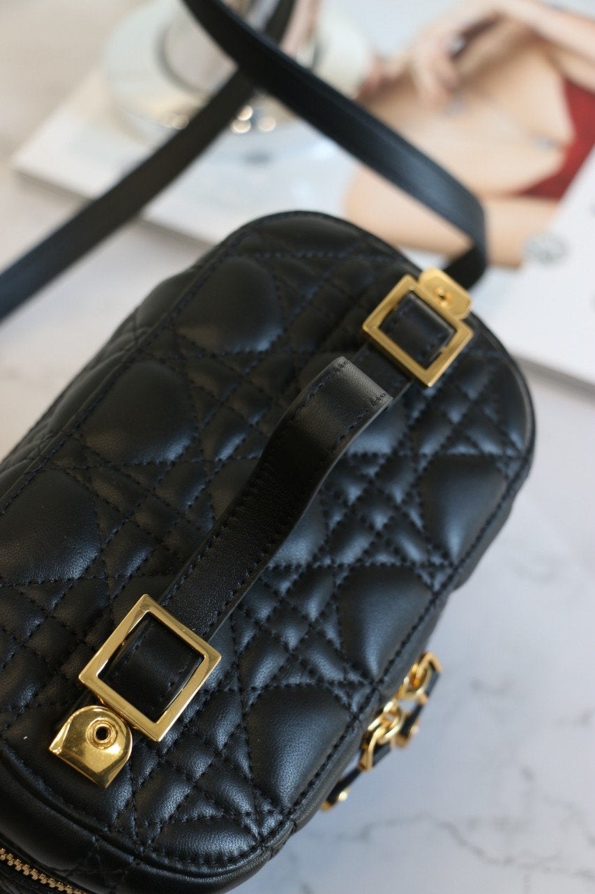 SMALL TRAVEL VANITY CASE BLACK LAMBSKIN